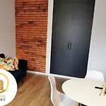 아파트 Ceglany